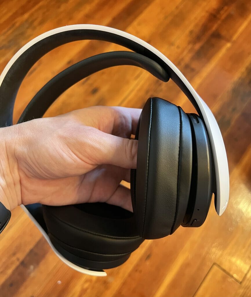 Lining up the earpads with ring to the headset, partially in