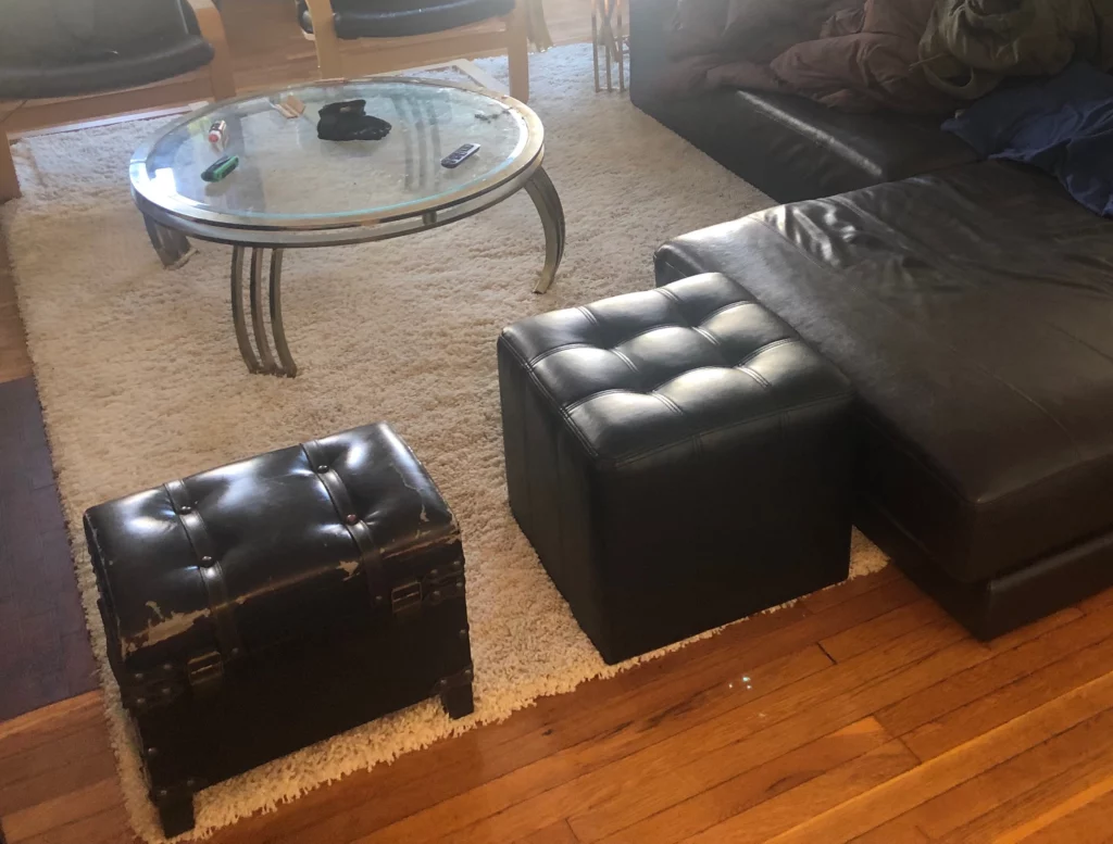 the rug in a messy room